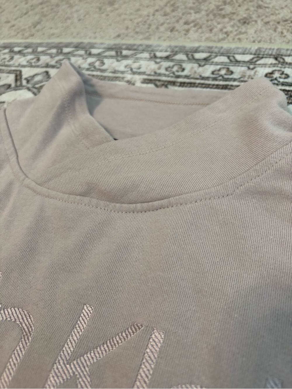 Calvin Klein Women’s Dusty Rose Crewneck Performance Pullover - Picture 3 of 8
